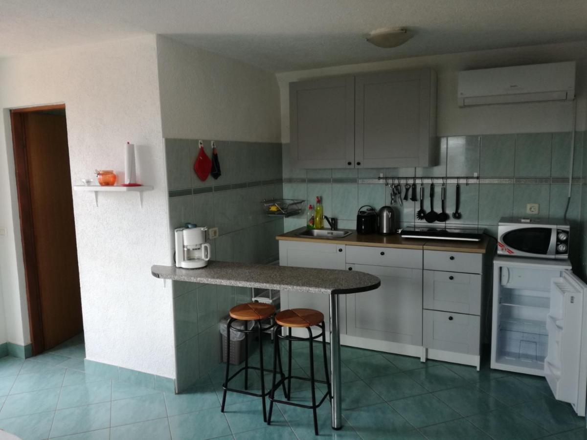 Apartman Jasmina Pula Exterior photo